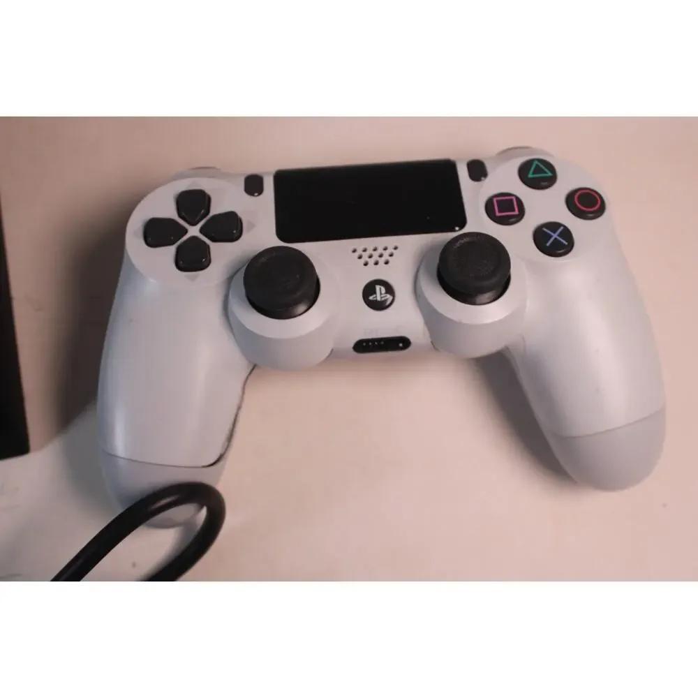 Sony Playstation 4 PS4 500GB Console Bundle, white Controller, charger,